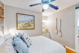 Stunning Beachfront Beach Access Dog Haven - 9