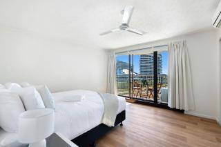 40 Surf Parade Broadbeach - 5