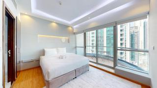 Vacationer Holiday Homes l 1 Bedroom Stunning Marina Skyline l Free Pool, Gym Access - 9