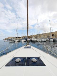 Unique Yacht Stay Near Historic Valletta - 3