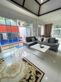 Private Pool Villa - Upgradable to Romantic Theme - 3