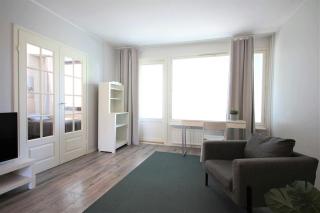 Spacious Apartment for 6 - 8