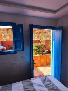 Charming room with garden terrace - 3