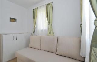 Beautiful Apartment In Privlaka - 5