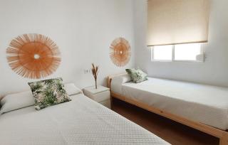 Amazing Apartment In Barbate With Wifi - 4