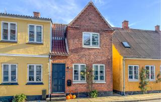 Beautiful Home In Rudkøbing With Wifi - 0