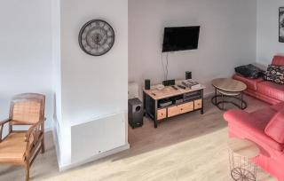 Amazing Home In Cléder With Wifi - 8