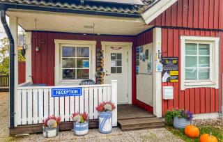 Lovely Home In Byxelkrok With Sauna - 1