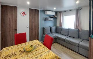 Joli Mobil Home Proche Océan - 4