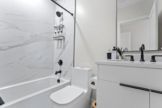 Luxe 2BD Condo in Dupont Circle DC - 5