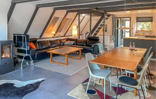 2 Bedroom Nice Home In Humble - 7