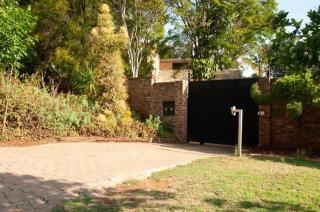 A Home in Faerie Glen near Sun Bet Arena - 8