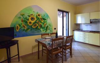 1 Bedroom Cozy Apartment In Ricadi - 8
