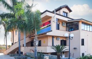 Lovely Apartment In Ricadi - 1