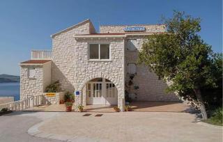 1 Bedroom Lovely Apartment In Mlini - 5