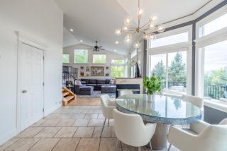 Within minutes to Ski Resorts and fireplace - 3