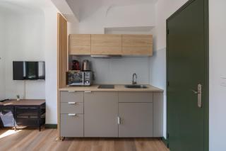 Studio climatisé plein centre ville 2ème ETAGE - 7