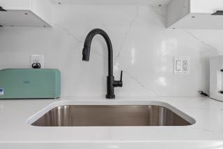 Luxe 2BD Condo in Dupont Circle DC - 1