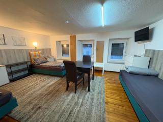 Gusenburg H 14 für bis 8 Personen Monteurwohnung - 1