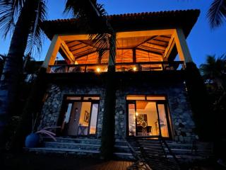 Linda casa em Angra dos Reis - 0