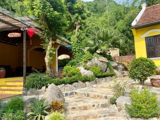 ANN GARDEN RETREAT Cat Ba - 5