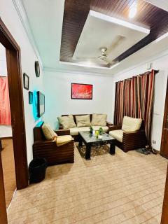 Stylish, Comfy & Cozy Apartment, E11 Prime Spot - 6