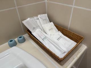 Kata Kata Stay - Kata Beach - 1