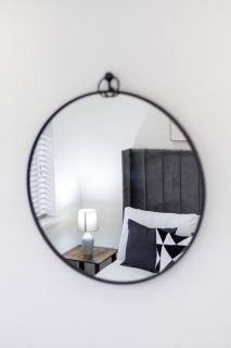 Bespoke Apartments Near Cardiff City Centre Free Parking - 5