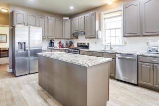 Eastern Shore Group Getaway! Riverfront Home - 1