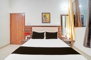 Hotel O Lotus Inn - 1