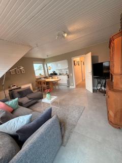 Perfekte Wohnung in perfekter Lage mit Balkon! - 8