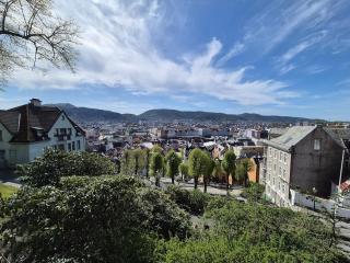 2 bedroom apt with private garden and amazing view - 8