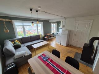 2 bedroom apt with private garden and amazing view - 6