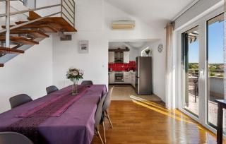 1 Bedroom Cozy Apartment In Sibenik - 1