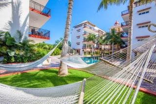 Gorgeous Penthouse across from Beach with Ocean Views! - 8