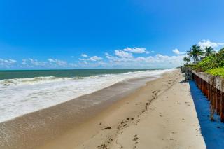 Walk to Wabasso Beach: Home w/ Hot Tub & Bikes - 8