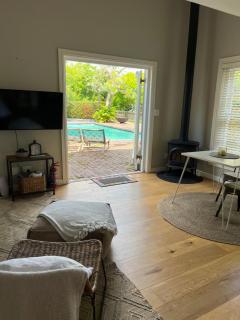 Magnolia Cottage - 1