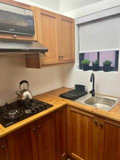 Wild Riverside Cottage - 4