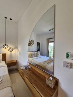 Lemon Tree Hotel Bali - 1