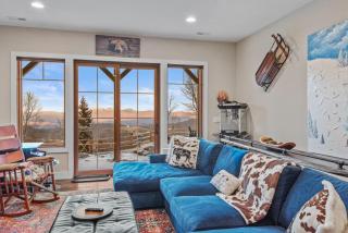 Sunbird Cabin at MontEagle - 3