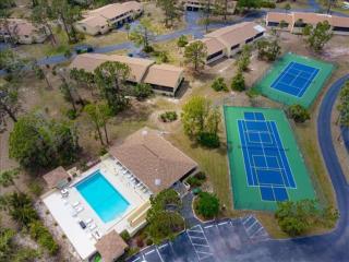 Forest Park – Pool, Tennis & Coastal Charm - 6