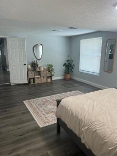 Relaxing 3BR Home Near Orlando Downtown & Parks - 2