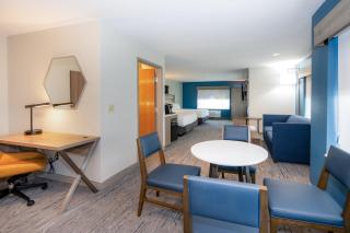 Holiday Inn Express Hotel & Suites Chanhassen by IHG - 8