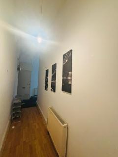 Vintage Thistle House - 9