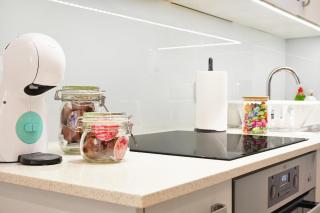 Feltham Grand Studio Central and Connected - 8