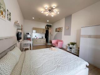 Sunrise Cityview Apartment District 7 - 9