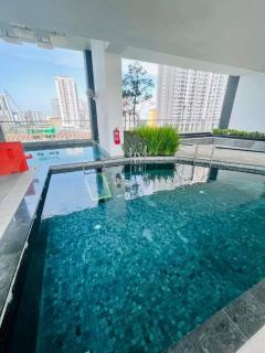 Urban Suites Penang by Dynaz Homestay - 8