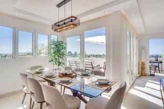 Atico Dúplex en Estepona con Vistas al Mar y Montaña a 10 min de la Playa - 6