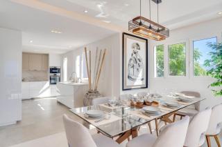 Atico Dúplex en Estepona con Vistas al Mar y Montaña a 10 min de la Playa - 7