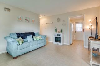 Relax in Hot Tub, Walk to Springs North Port Home - 6